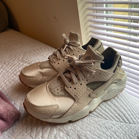 Nike huaraches women size 9 - Picture 7 of 7